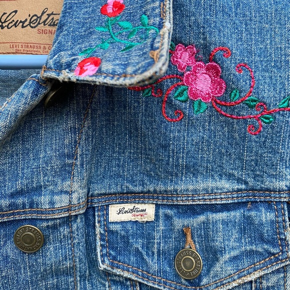 LeviStrauss signature denim embroidered jacket - Picture 3 of 8